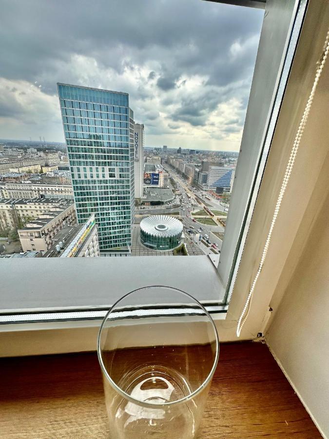 Top Metro X2 Fast Wifi 400 Mbs 70'Tv Netflix Hbo Max Appletv+ Disney+ Warschau Exterior foto