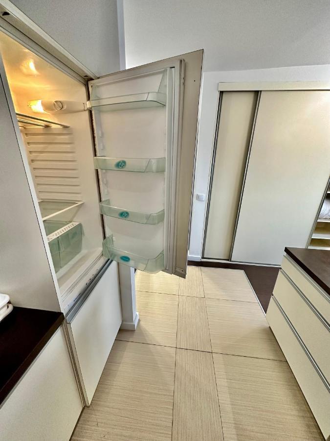 Top Metro X2 Fast Wifi 400 Mbs 70'Tv Netflix Hbo Max Appletv+ Disney+ Warschau Exterior foto